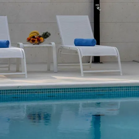 Ledjade * 마카르스카