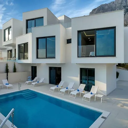 Ledjade 빌라 마카르스카