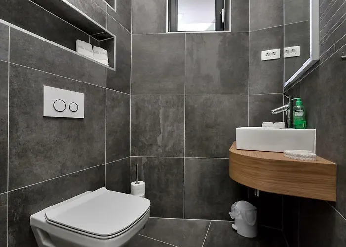 Ledjade 别墅 马卡尔斯卡