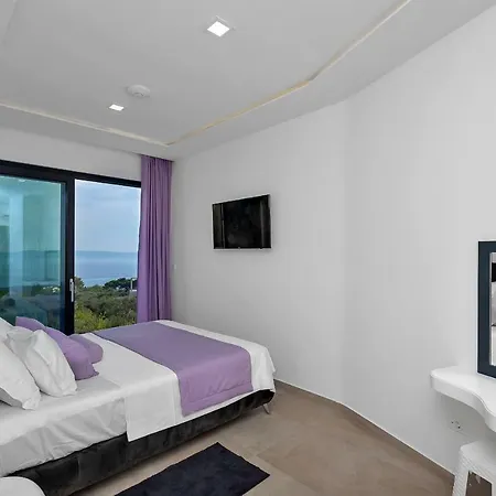 Ledjade Villa Makarska