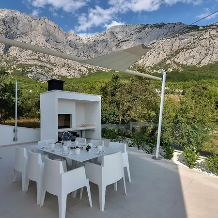 Ledjade * Makarska