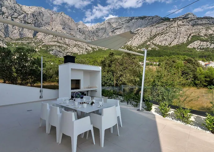 Ledjade * Макарска