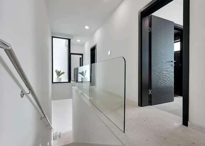 Ledjade Вилла *