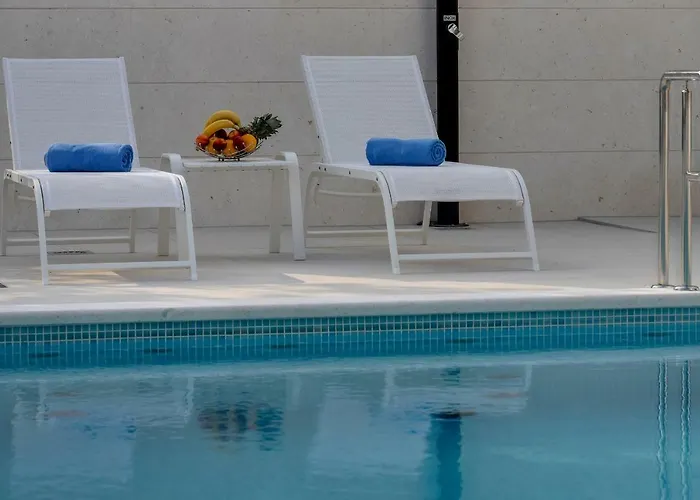 Ledjade * Макарска