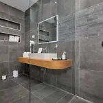 Ledjade Villa *
