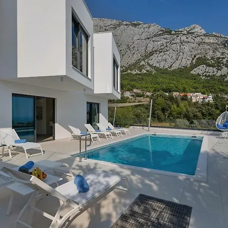 Ledjade * Makarska